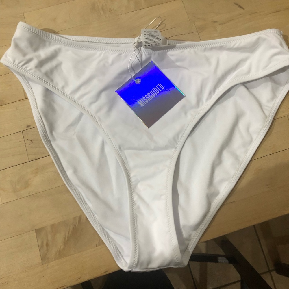 White high waisted bikini bottom - Picture 2 of 3